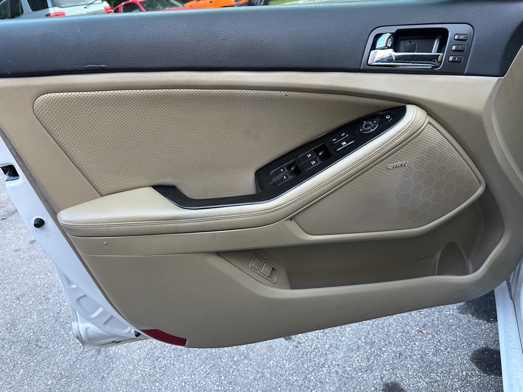 2012 Kia Optima Image 10