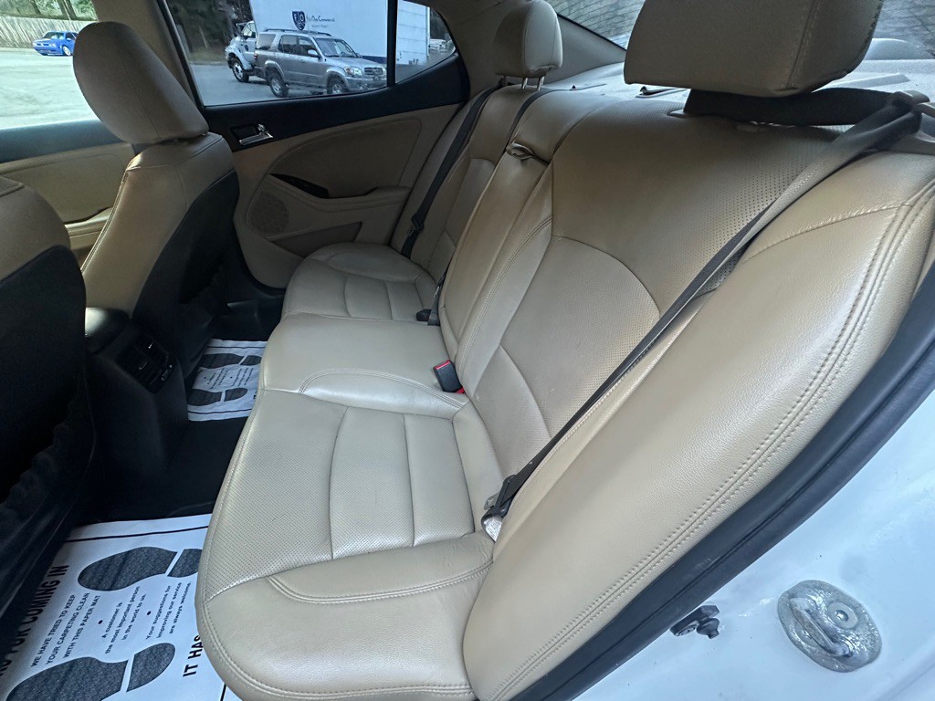 2012 Kia Optima Image 26