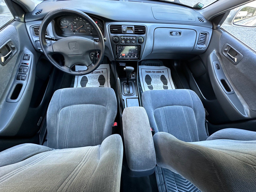 2000 Honda Accord Image 15