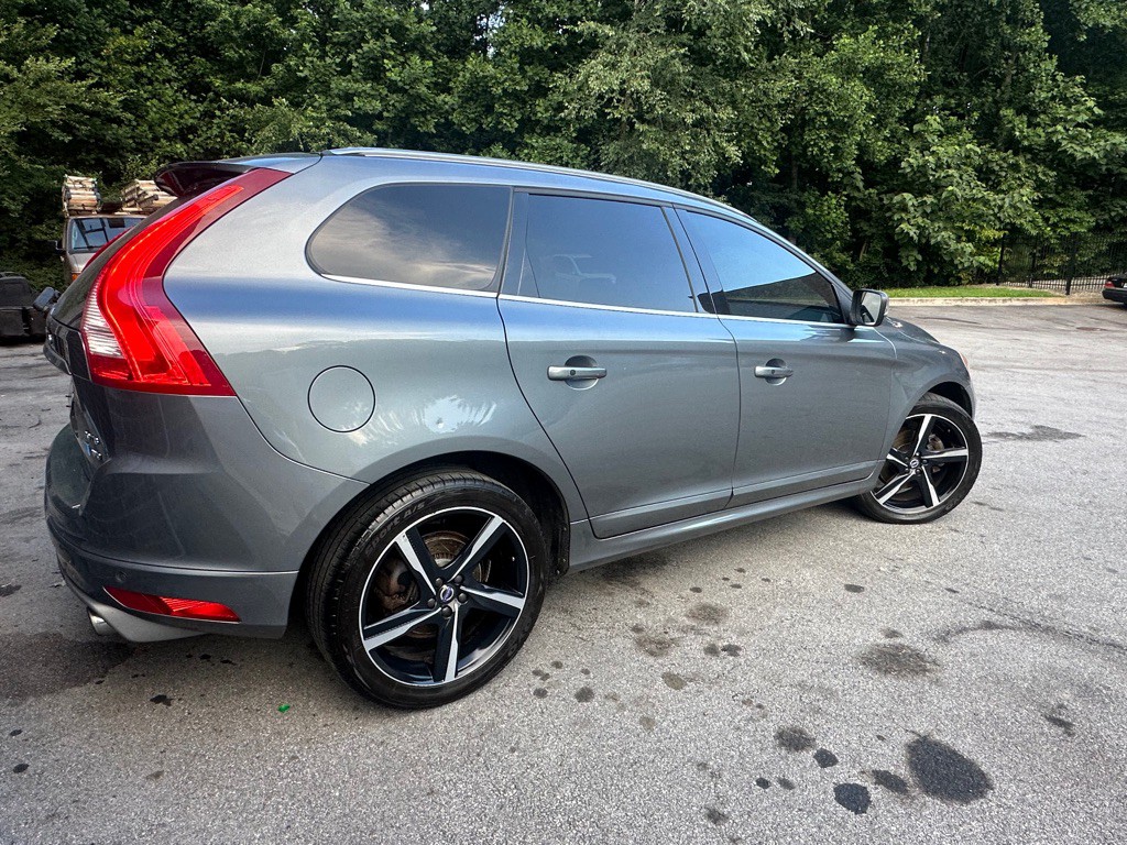 2016 Volvo XC60 Image 4