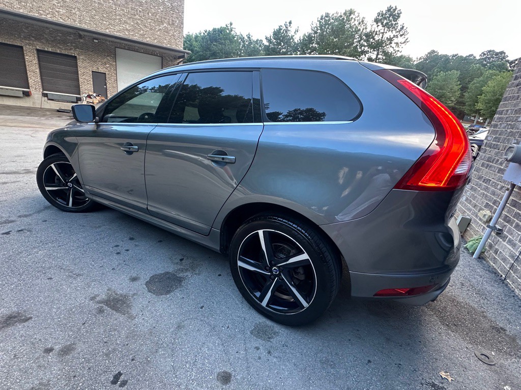 2016 Volvo XC60 Image 5