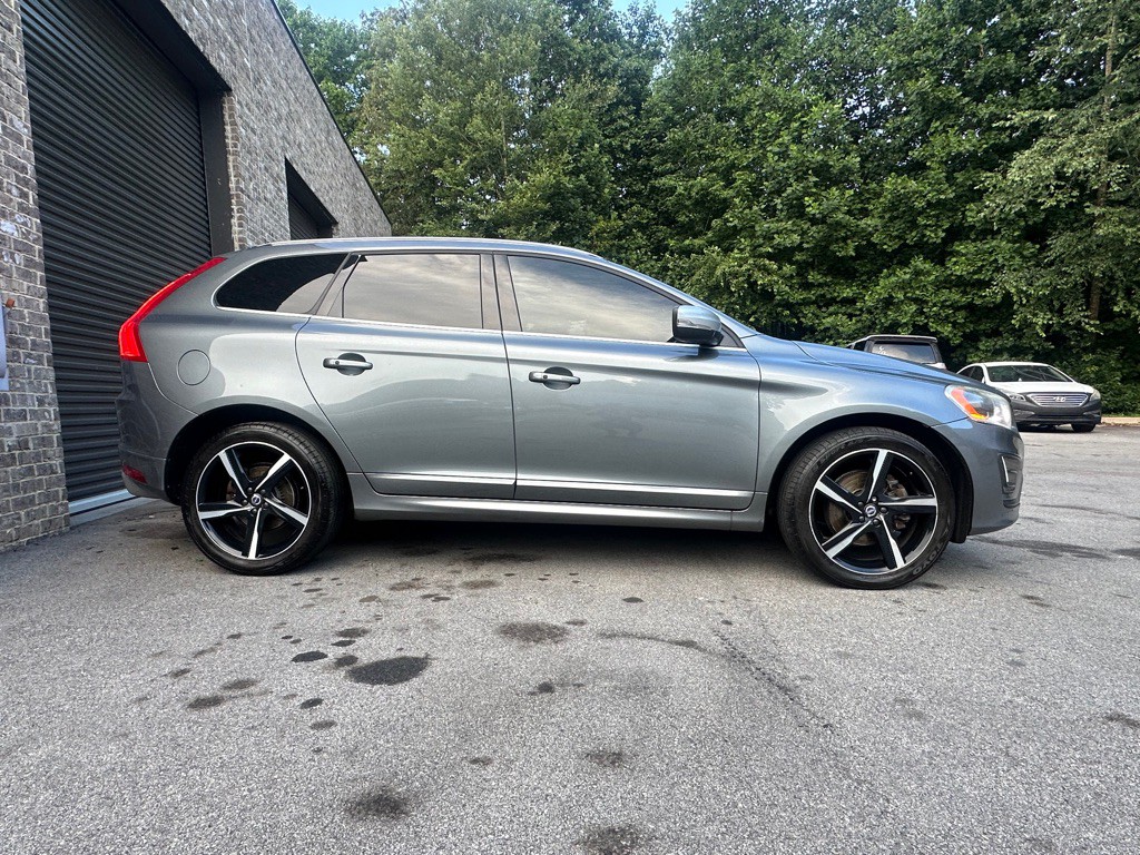 2016 Volvo XC60 Image 6