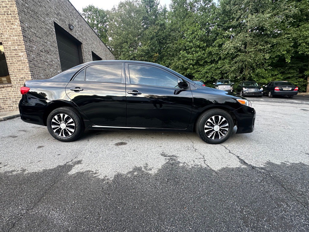 2012 Toyota Corolla Image 6