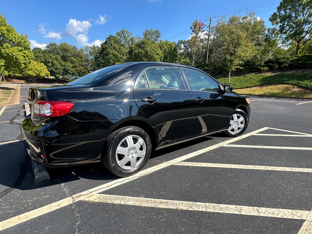 2011 Toyota Corolla Image 5