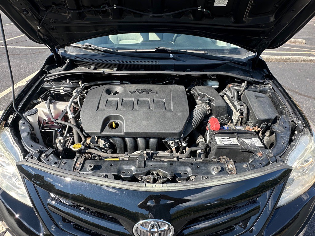 2011 Toyota Corolla Image 10