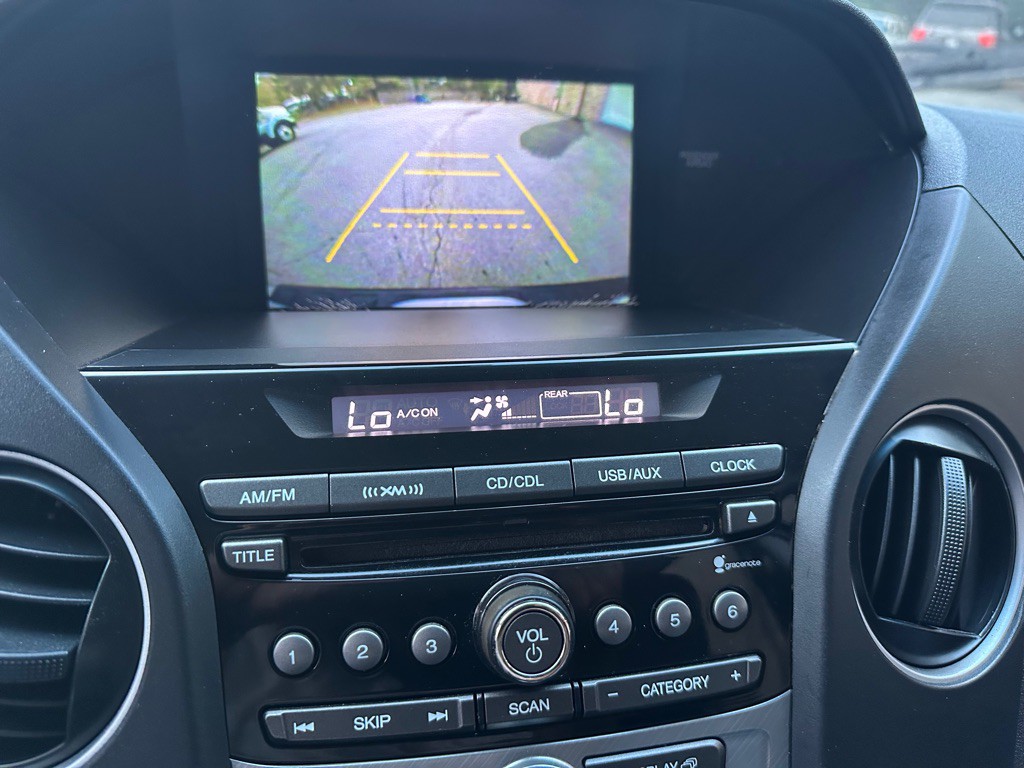 2015 Honda Pilot Image 18