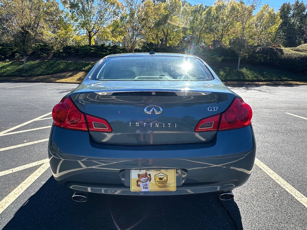 2009 INFINITI G37 Image 5