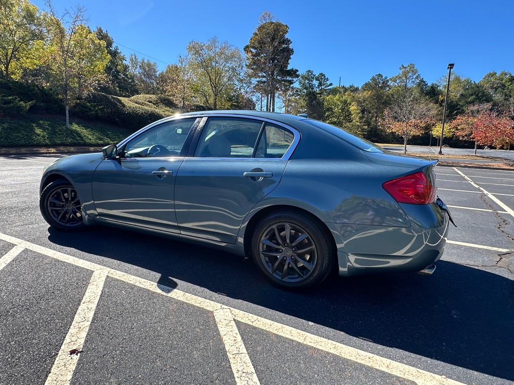 2009 INFINITI G37 Image 9