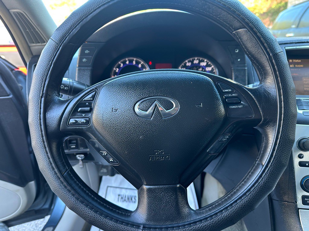 2009 INFINITI G37 Image 12