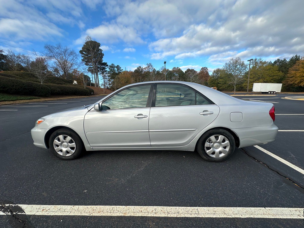 2002 Toyota Camry Image 1