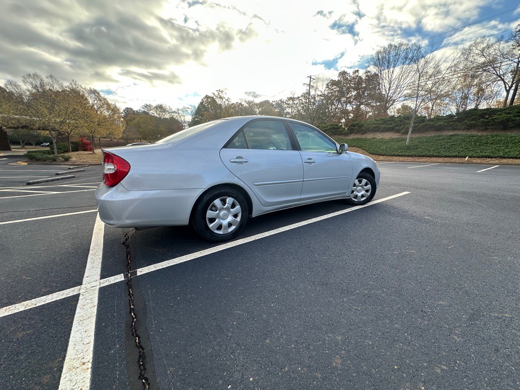 2002 Toyota Camry Image 8