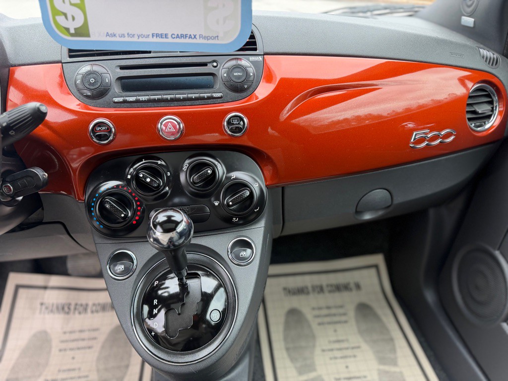 2012 FIAT 500 Image 13