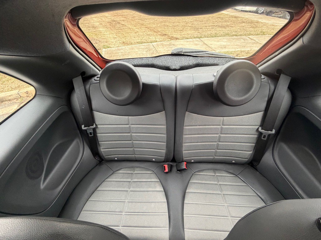 2012 FIAT 500 Image 23