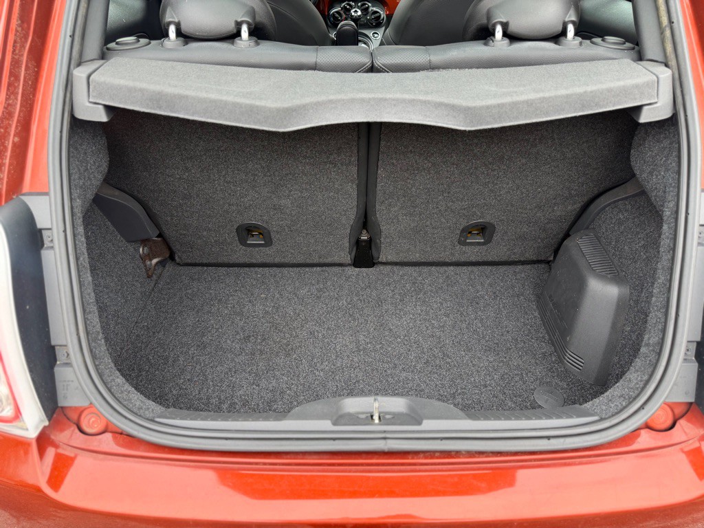 2012 FIAT 500 Image 24