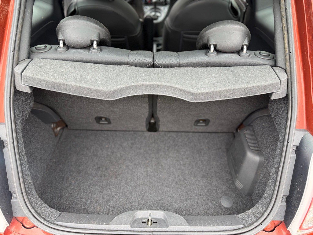 2012 FIAT 500 Image 25