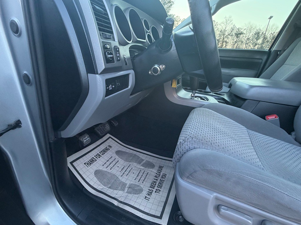 2013 Toyota Tundra Image 11