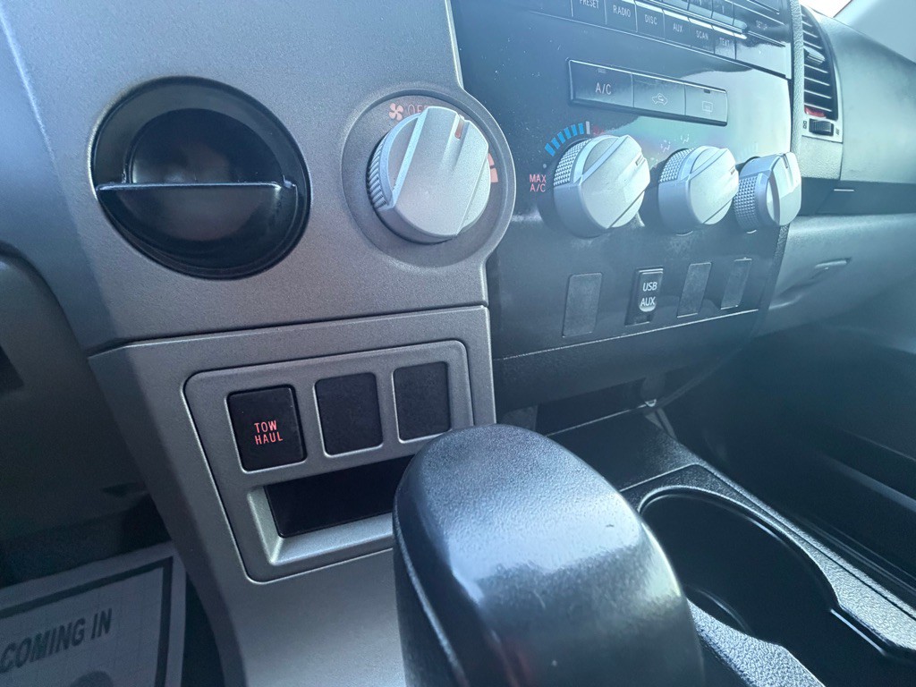 2013 Toyota Tundra Image 20