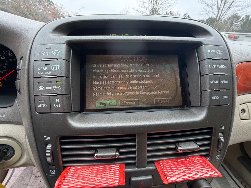 2002 Lexus LS 430 Image 28