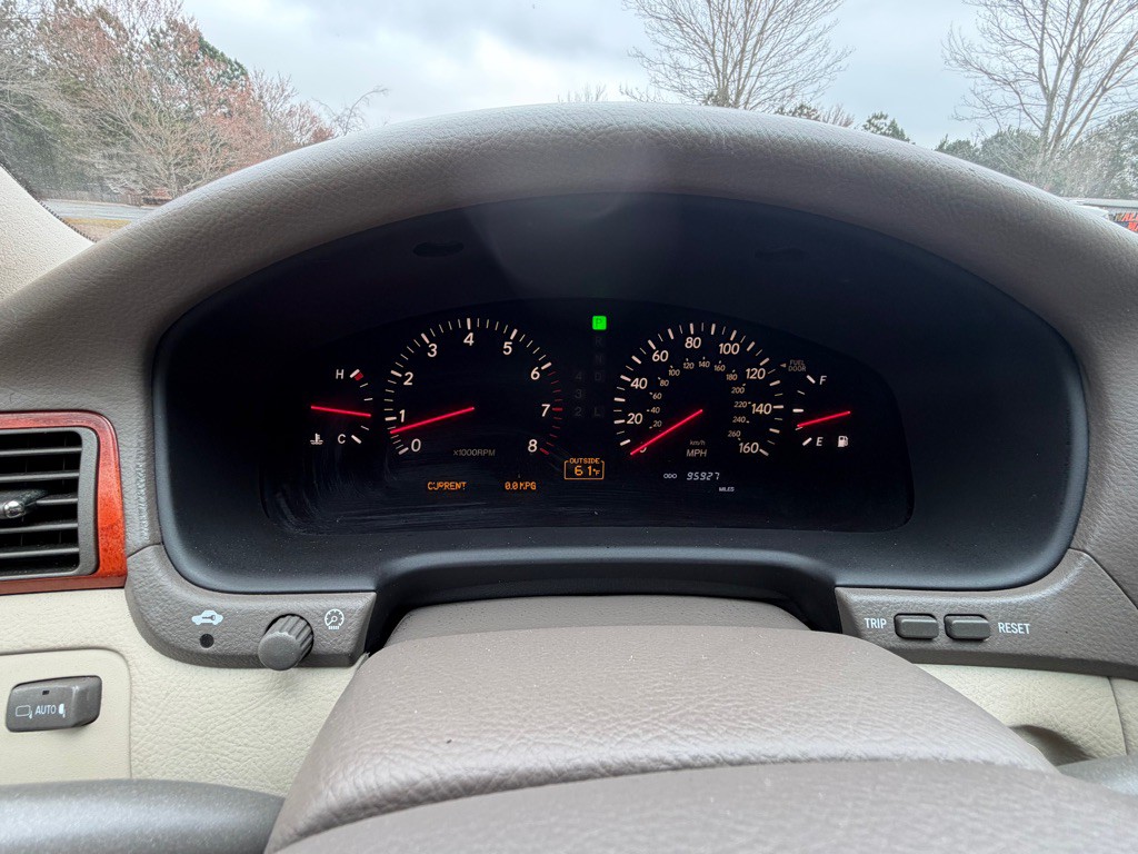 2002 Lexus LS 430 Image 29