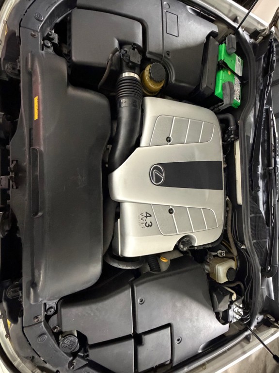 2002 Lexus LS 430 Image 33