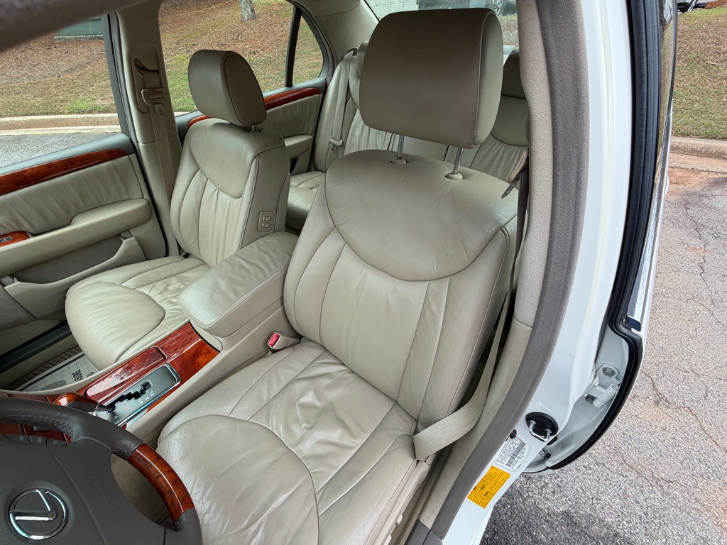 2002 Lexus LS 430 Image 35