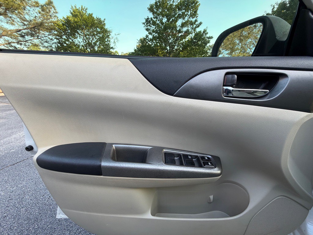 2011 Subaru Impreza Image 9
