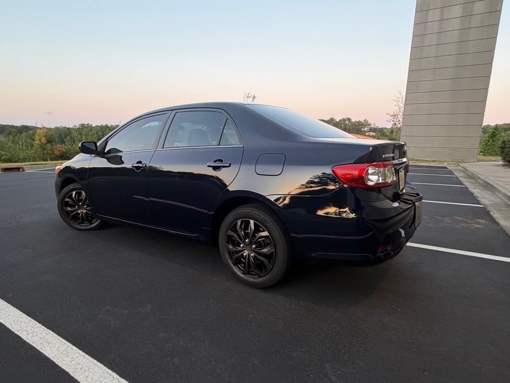 2013 Toyota Corolla Image 7