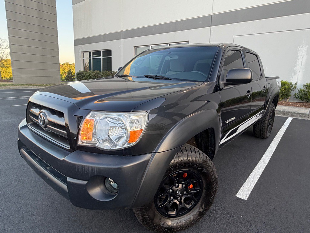 2010 Toyota Tacoma Image 1