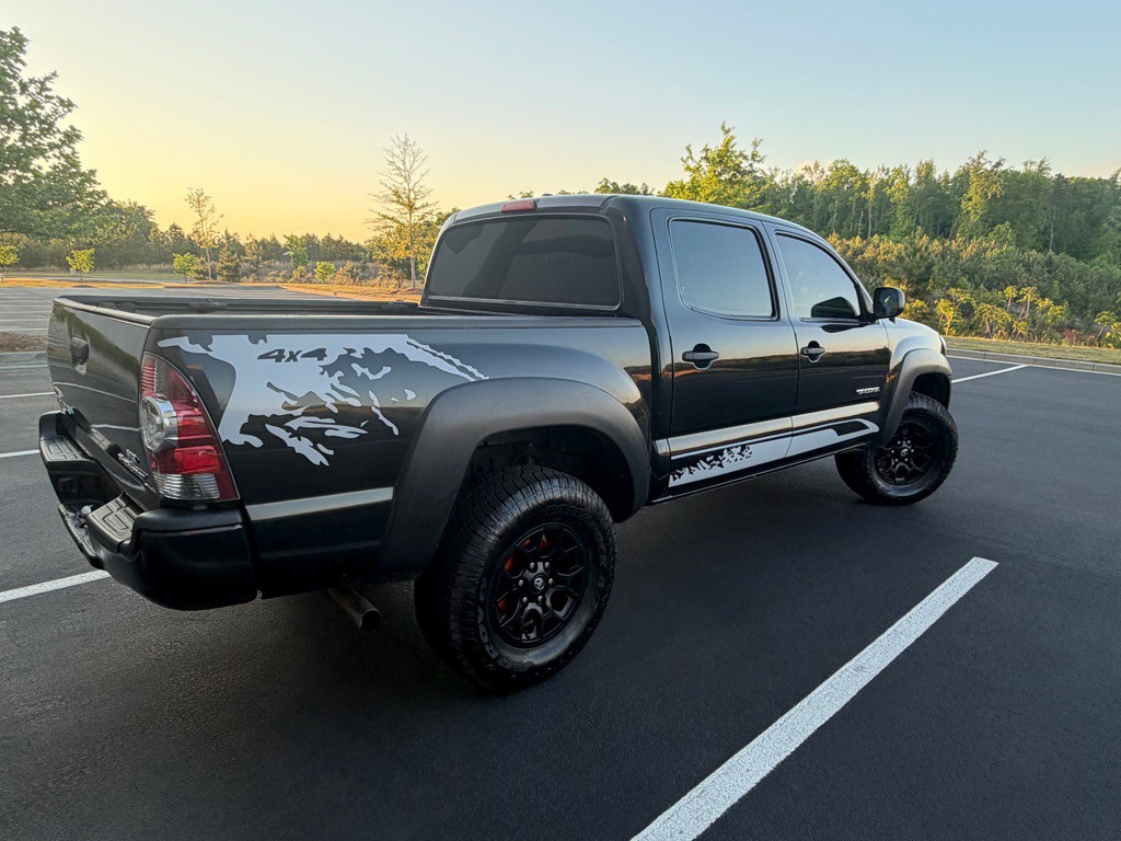 2010 Toyota Tacoma Image 9
