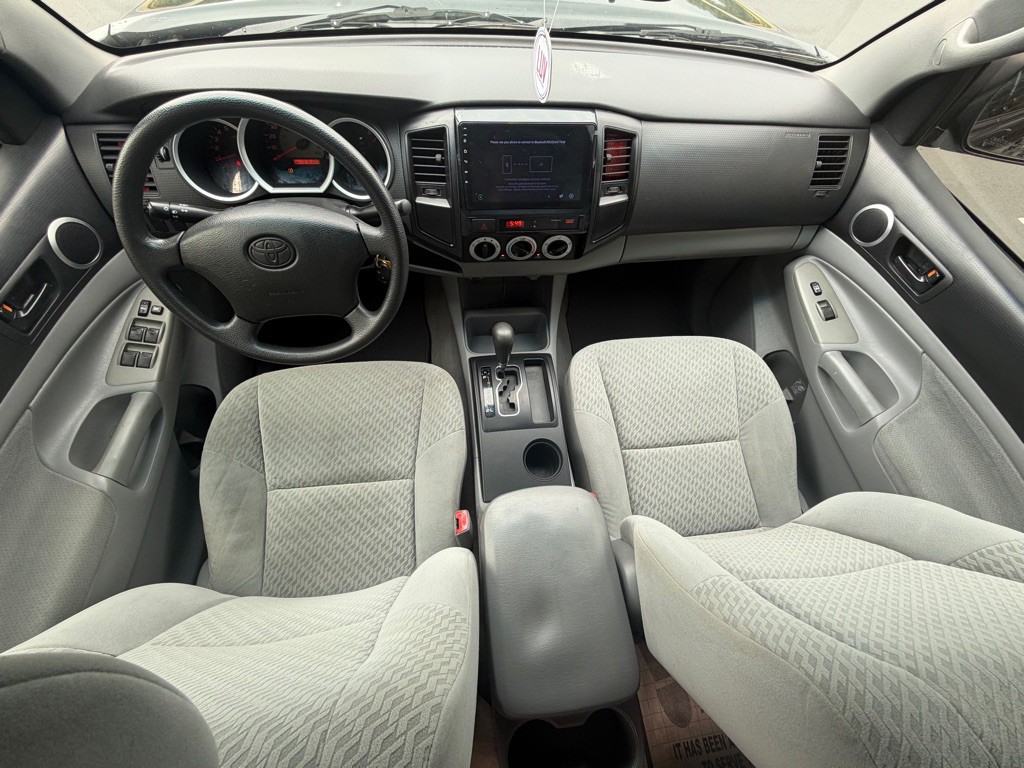 2010 Toyota Tacoma Image 18