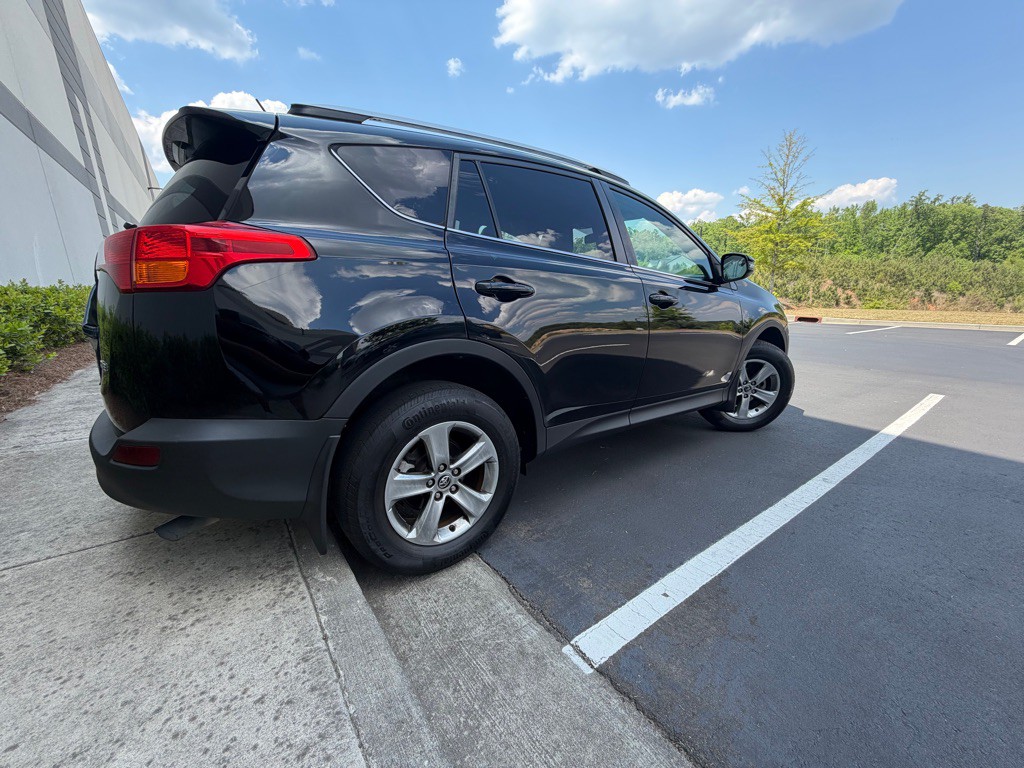 2015 Toyota Rav4 Image 7