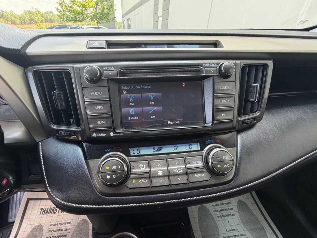 2015 Toyota Rav4 Image 15