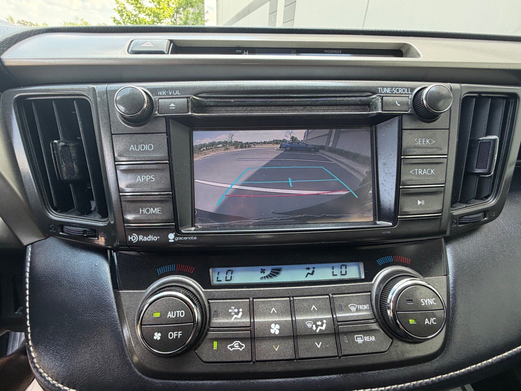 2015 Toyota Rav4 Image 16