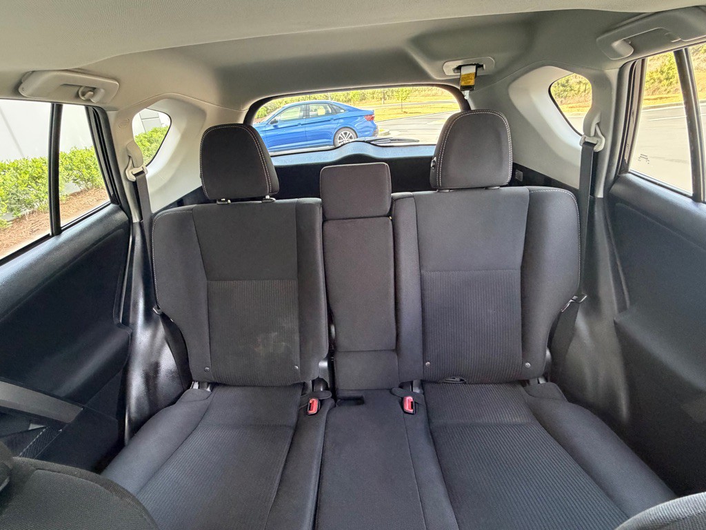 2015 Toyota Rav4 Image 21