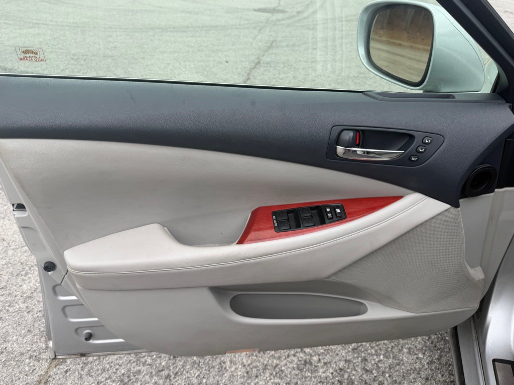 2007 Lexus ES 350 Image 9