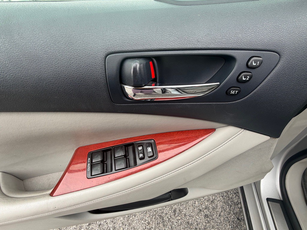 2007 Lexus ES 350 Image 10