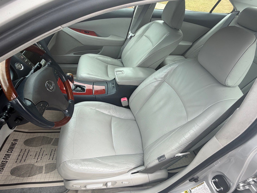 2007 Lexus ES 350 Image 13
