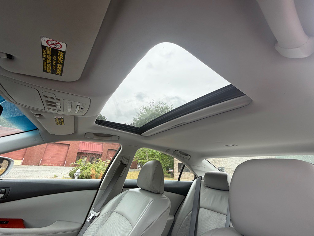 2007 Lexus ES 350 Image 17