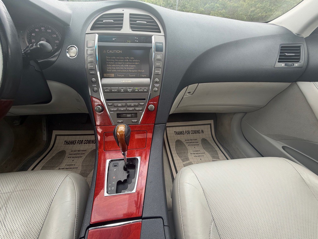 2007 Lexus ES 350 Image 19