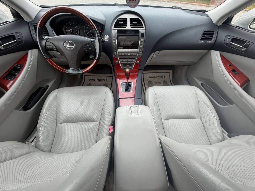 2007 Lexus ES 350 Image 21