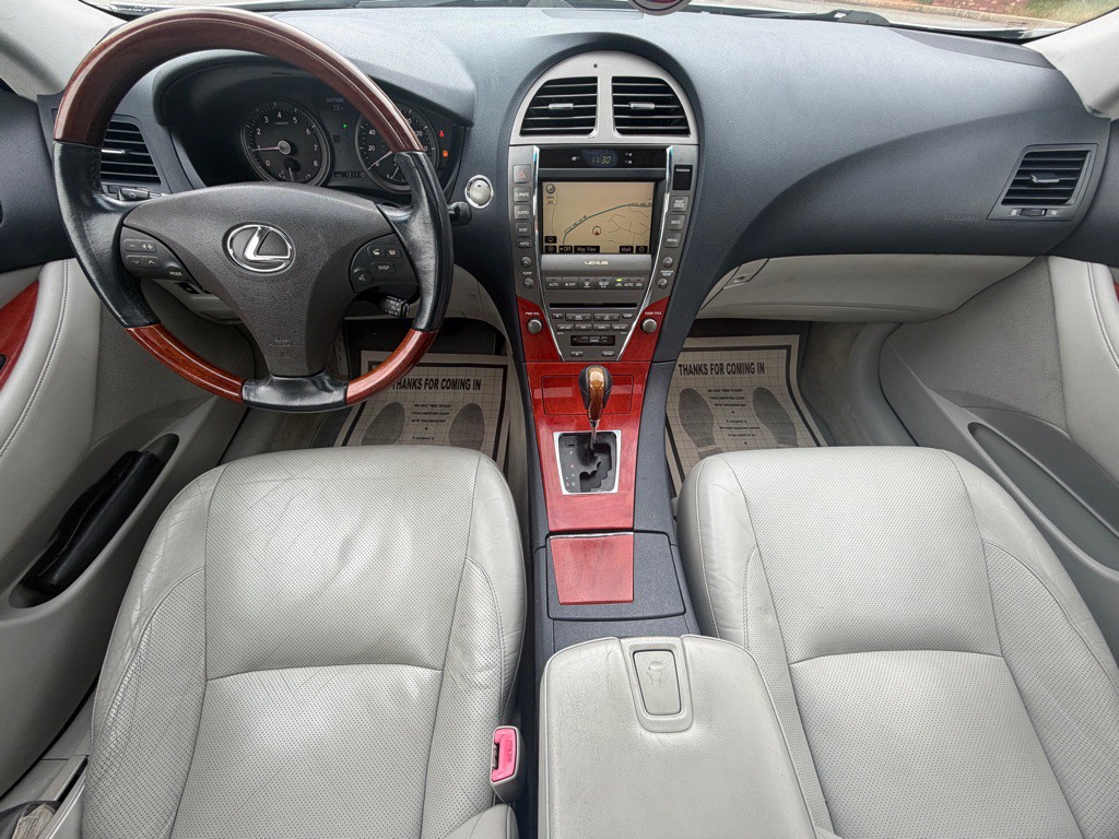 2007 Lexus ES 350 Image 24