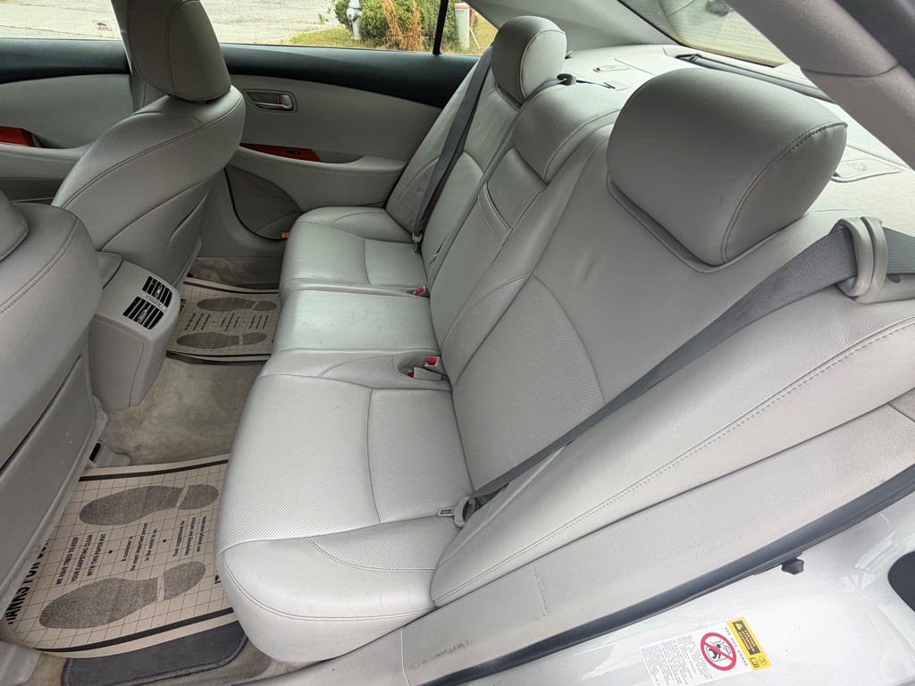 2007 Lexus ES 350 Image 28