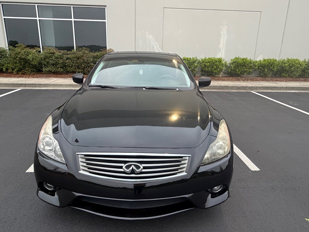2012 INFINITI G37 Image 2