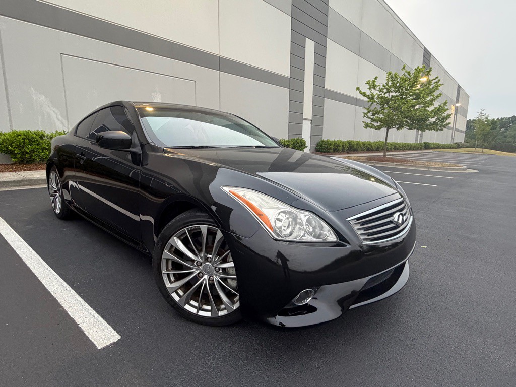 2012 INFINITI G37 Image 3
