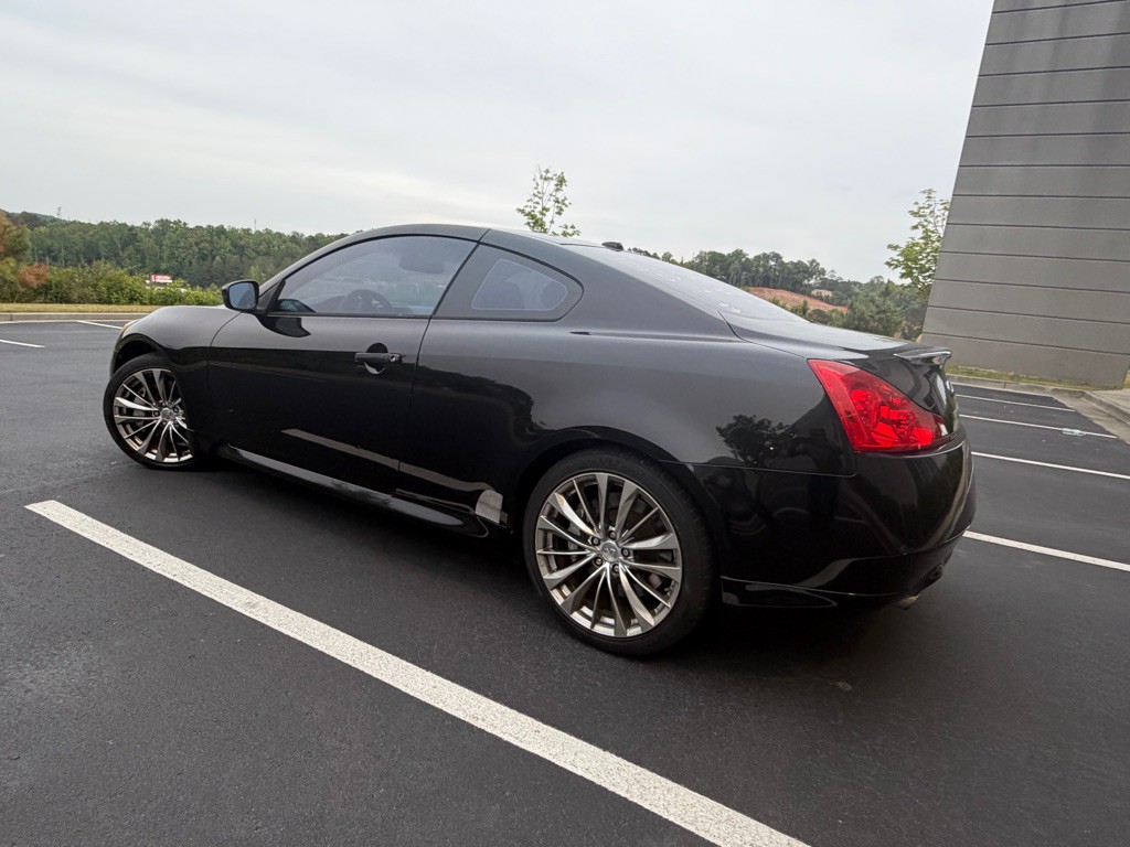2012 INFINITI G37 Image 7