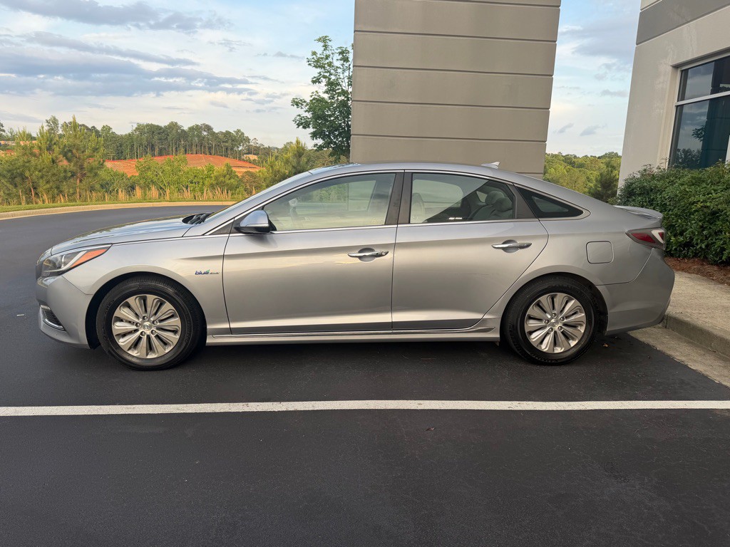2016 Hyundai Sonata Image 5