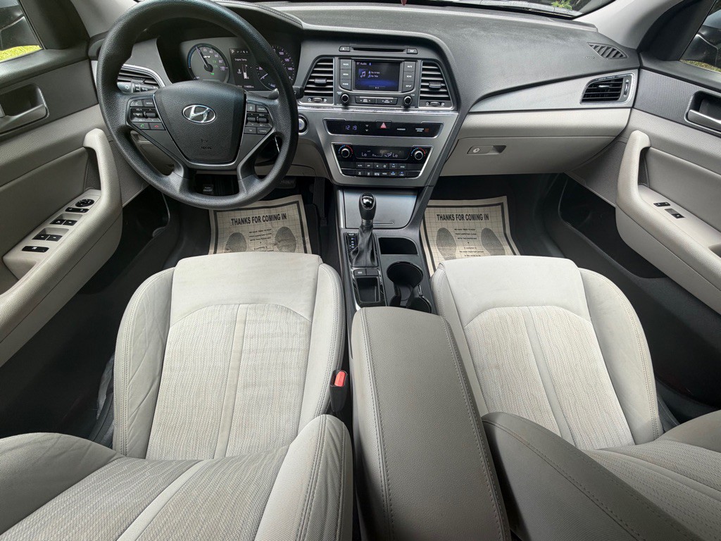 2016 Hyundai Sonata Image 16