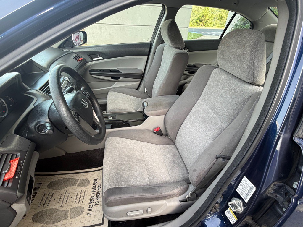 2010 Honda Accord Image 12