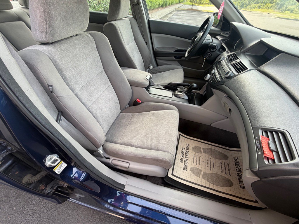 2010 Honda Accord Image 26