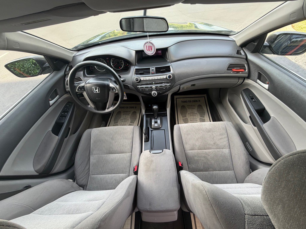 2010 Honda Accord Image 27